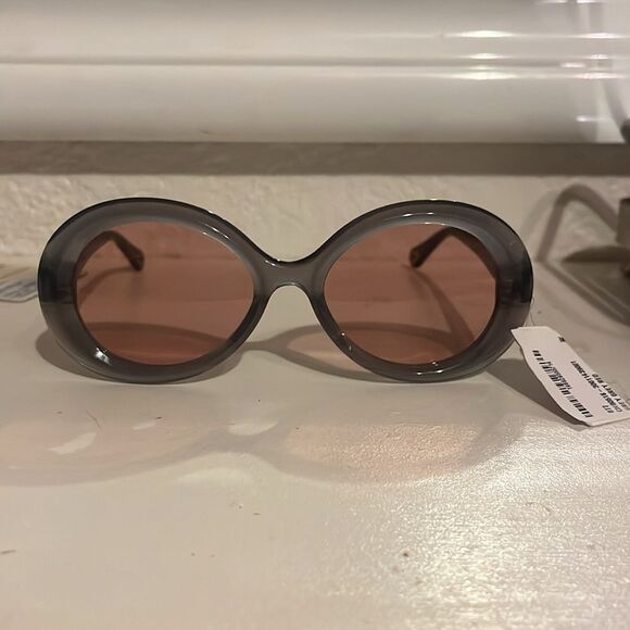 CHLOE ROUND OVAL GREY RED SUNGLASSES main image 4